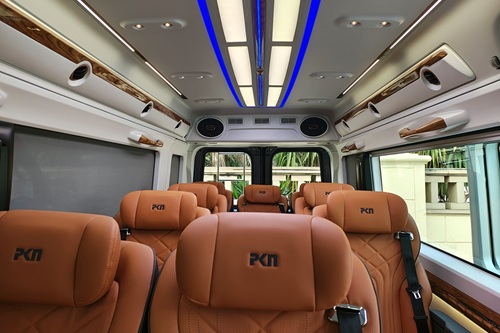 force-urbania-maharaja-seat-9-seater